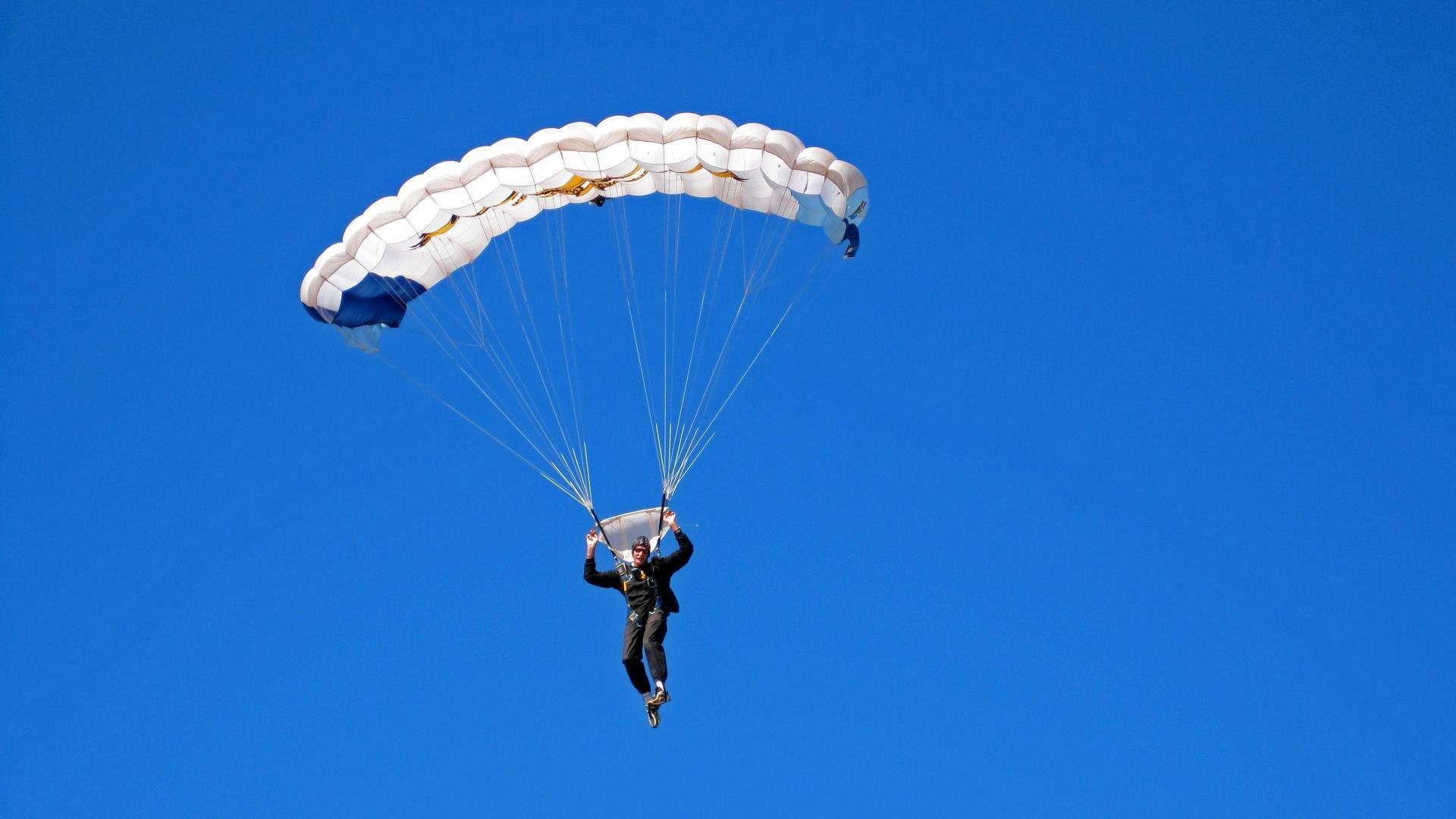 传奇“战神”归来：那些难忘的“绝杀瞬间”，战神的挑战_传奇回归