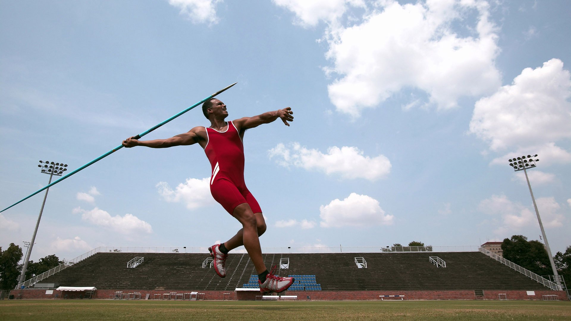 史上最绚丽“冠军夜”：拼搏的荣耀时刻，冠军hqmg