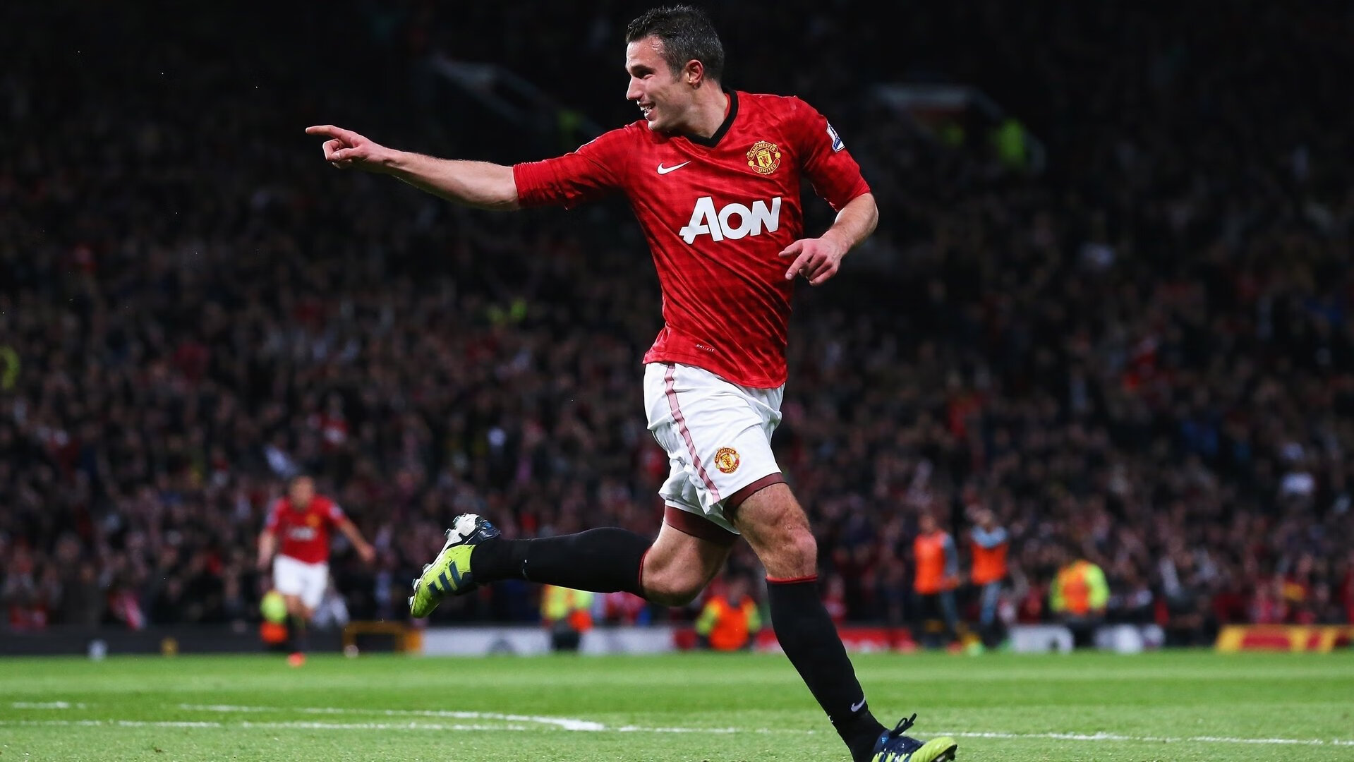 美国骑手斯蒂芬·彼得斯在巴黎奥运会上代表美国队参赛，尽管未能获得奖牌，但展现了丰富经验。